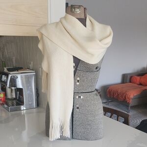 Elegant Cream Scarf with Gold Thread